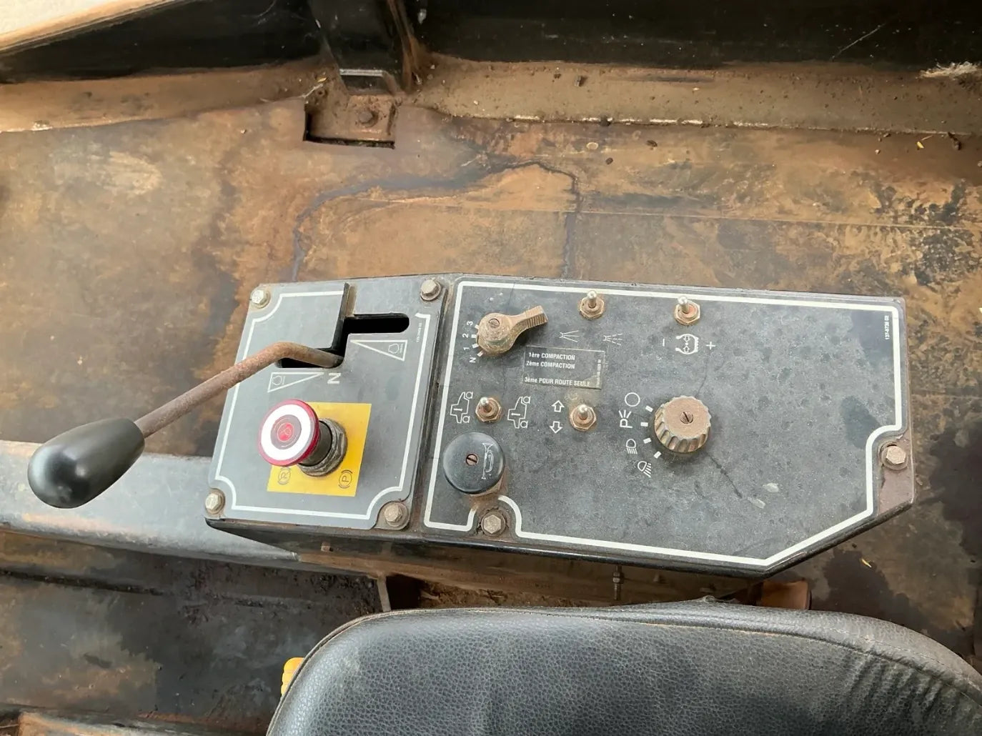 Rullo compattatore Caterpillar PS300C