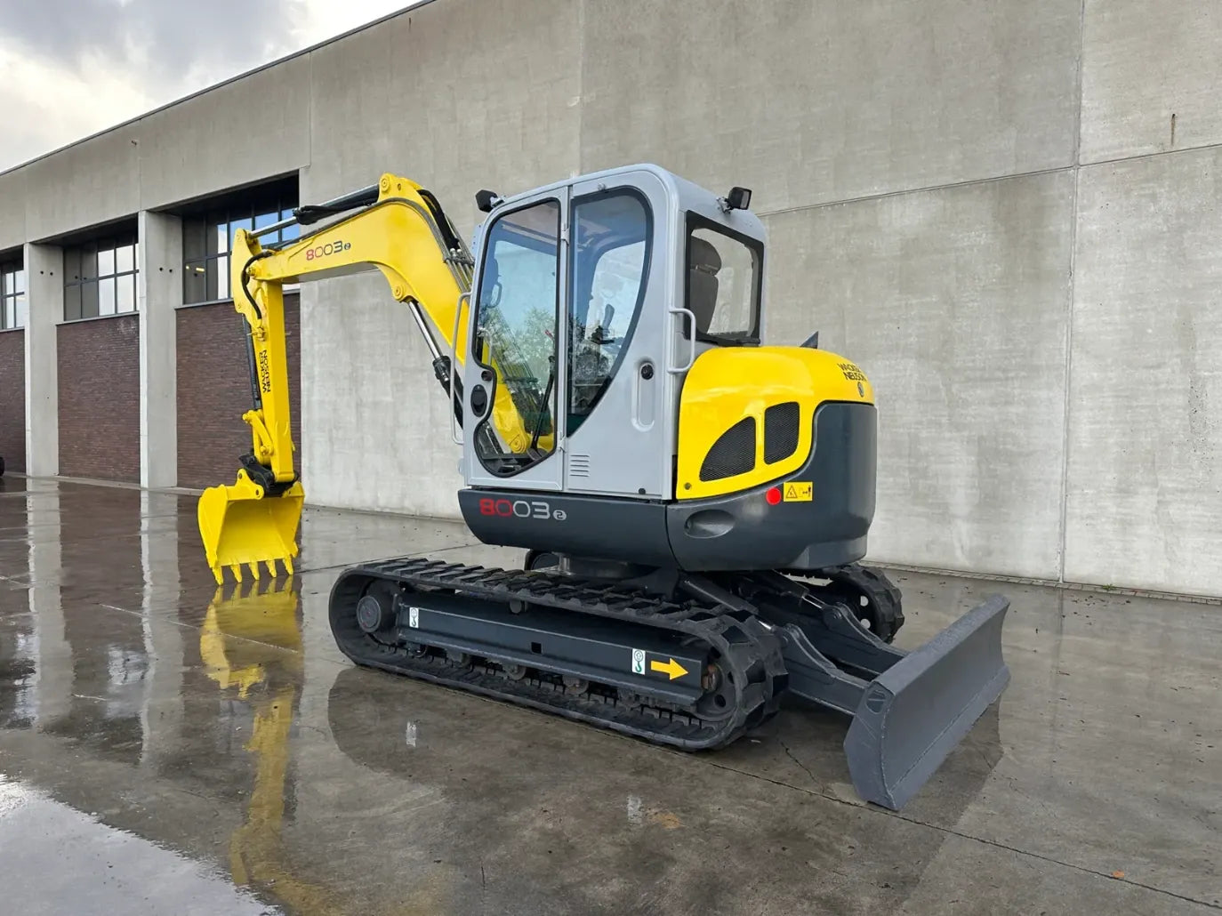 Wacker Neuson 8003 (2015) Escavatore 5 Ton - Motore Yanmar 43kW, 3477h, Attacco Rapido
