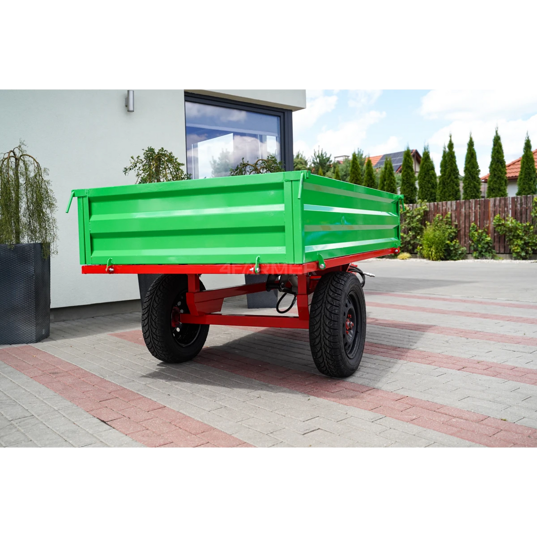 Rimorchio agricolo monocarrello 1T con ribaltabile