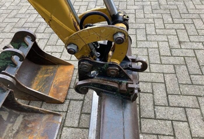 Caterpillar 301.7 D – 2016