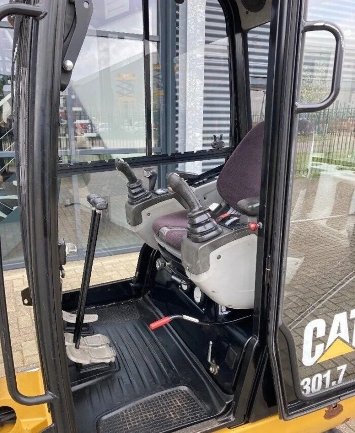 Caterpillar 301.7 D – 2016