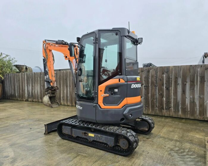 Doosan DX27Z – 7 / 2022