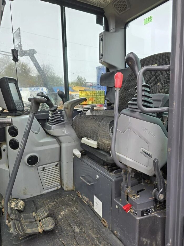 Doosan DX27Z – 7 / 2022