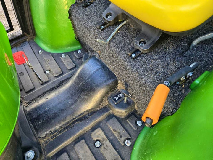 John Deere 300E -2020 + Caricatore