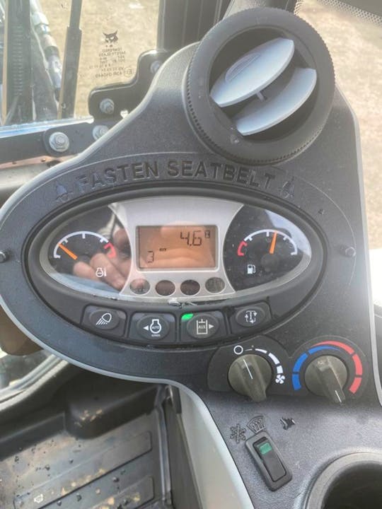 Bobcat Série R2 E35 – 2023